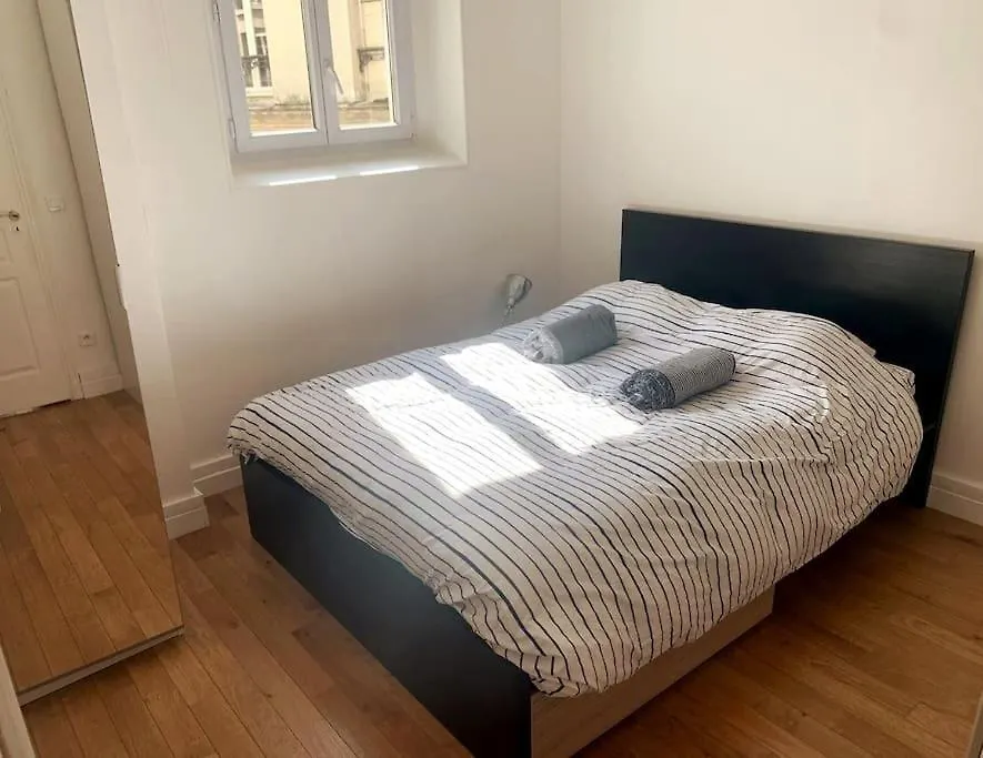 شقة Grand T2 Haut Standing A Montmartre / Pigalle باريس